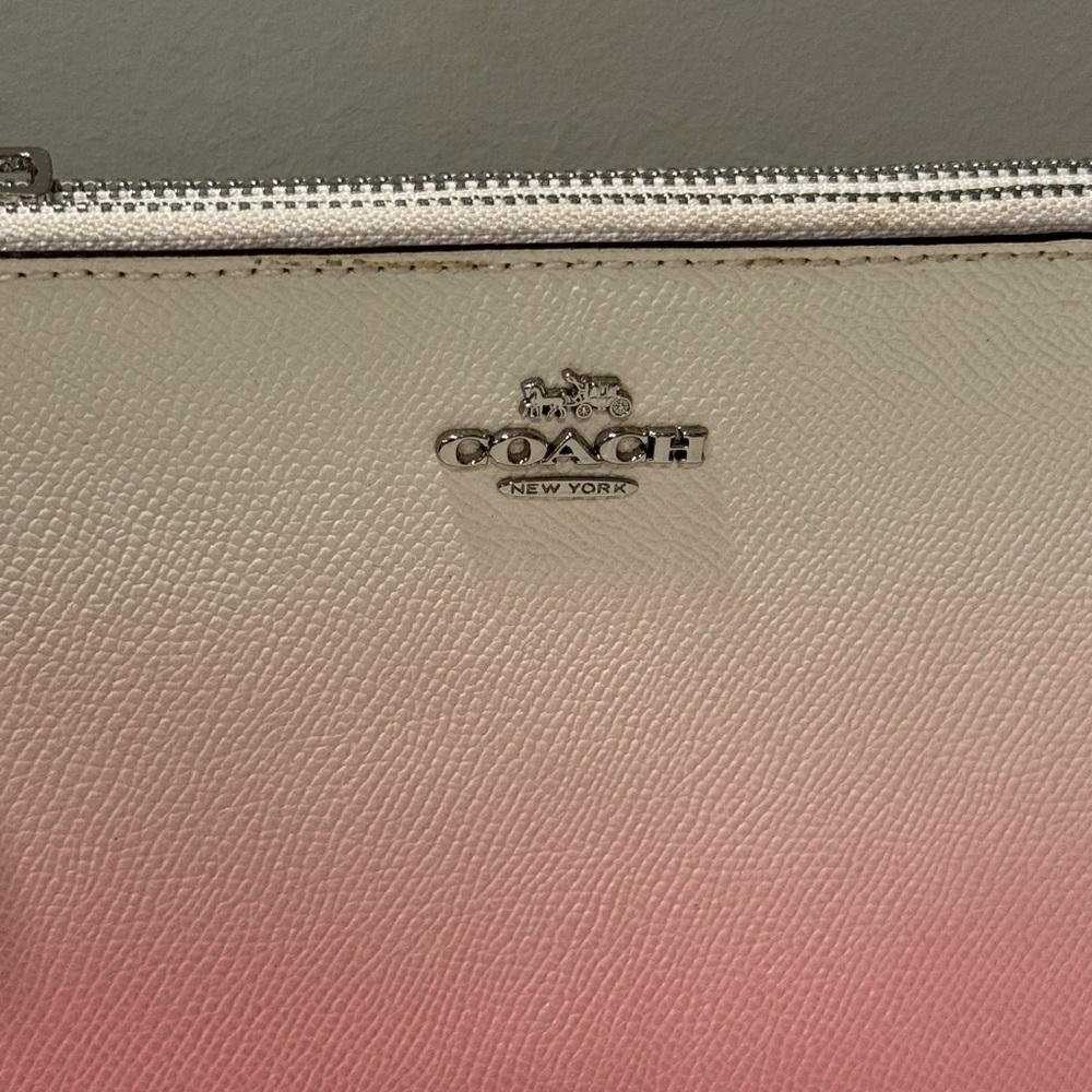 Coach Crosby Pink Ombré Wristlet - Picture 3 of 16
